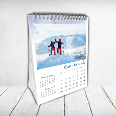 Calendario con peana
