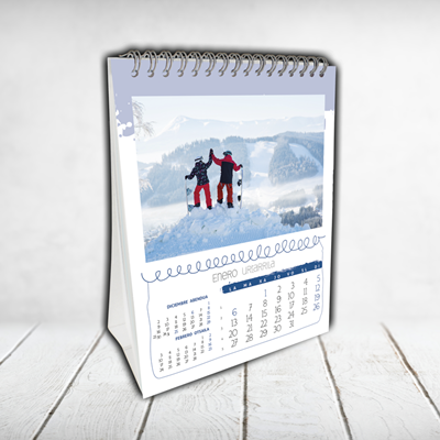 Calendario con peana